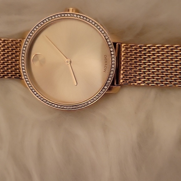 Movado Bold Mesh Women's Watch Crystal Bezel - Picture 7 of 12